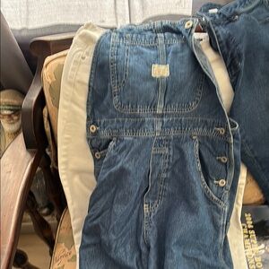 Blue Straight Fit Denim Pants with Distressed Look